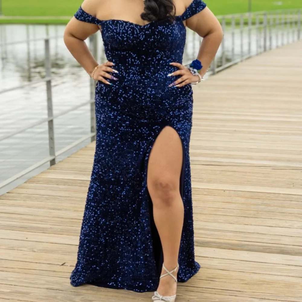 Prom Dress - Picture 4 of 4